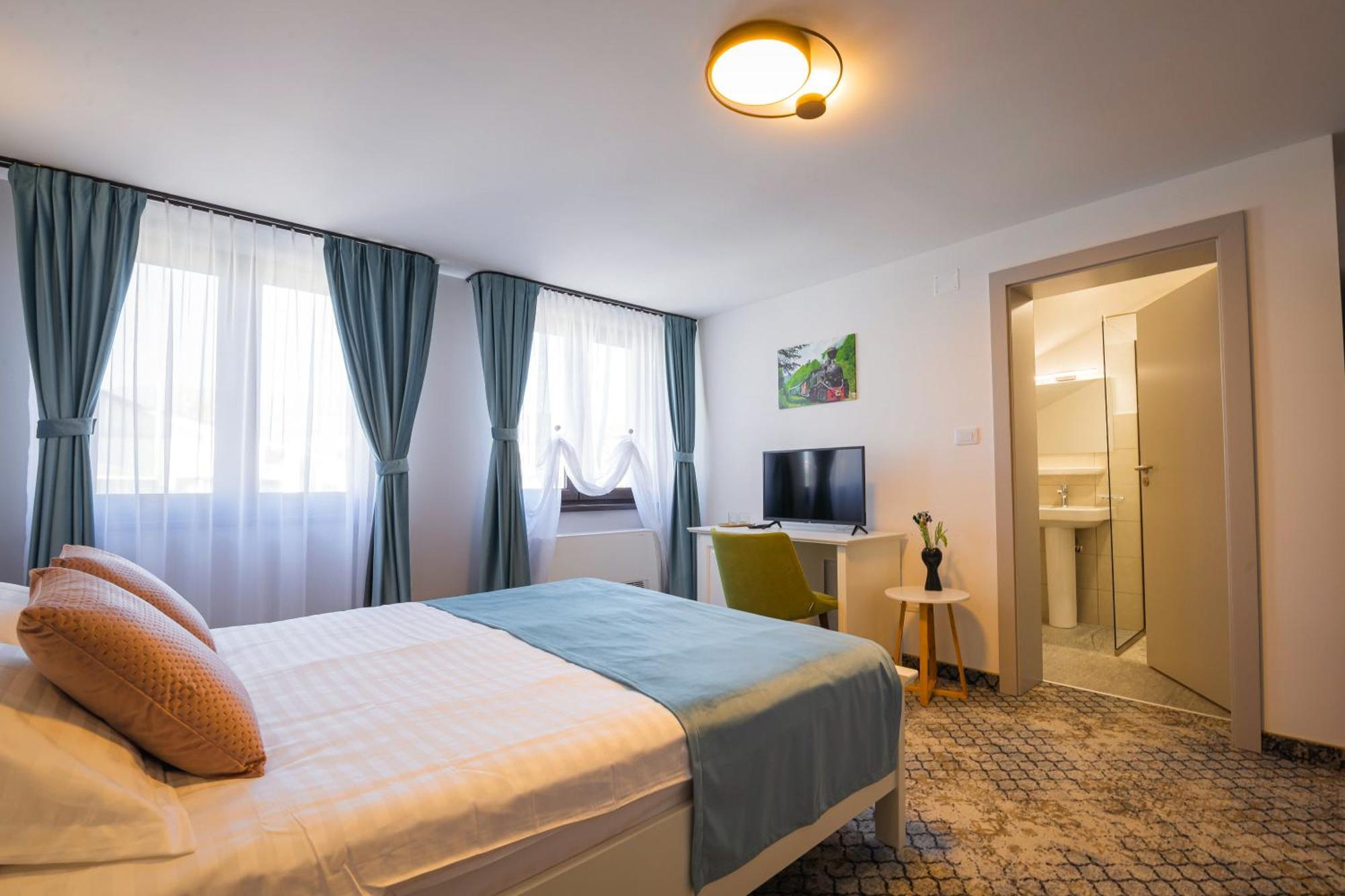 Vila Carol Alba Iulia Luaran gambar