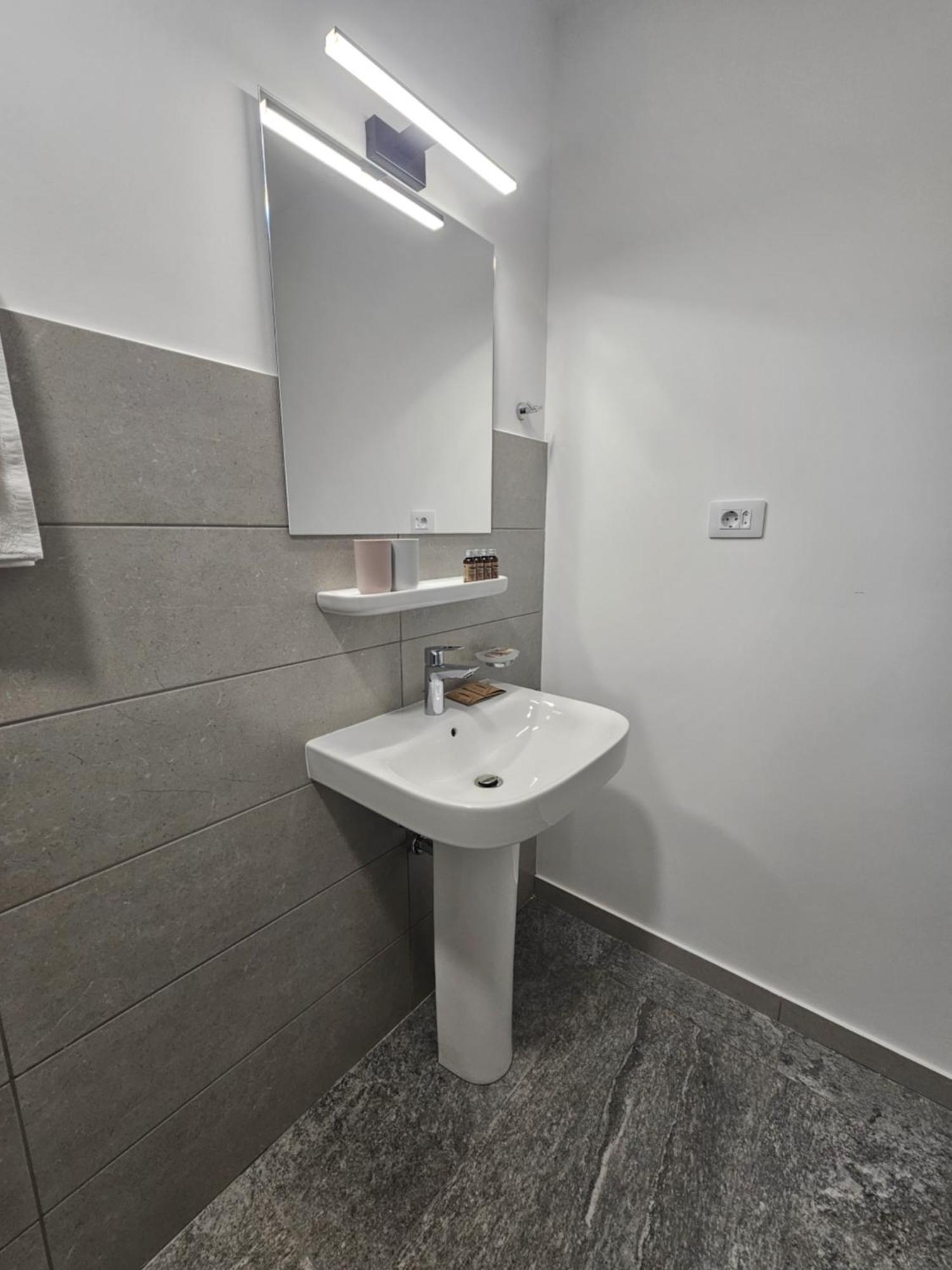 Vila Carol Alba Iulia Luaran gambar